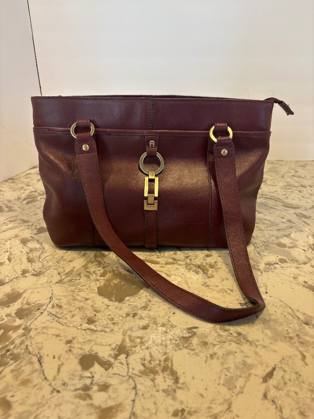 Vintage Etienne Aigner Burgundy Leather Shoulder Handbag